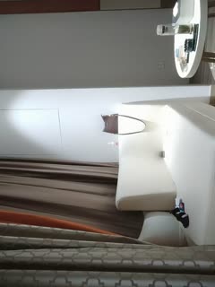 大胸美女被男生出液体