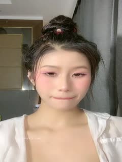 《放荡的女人2》在线观看