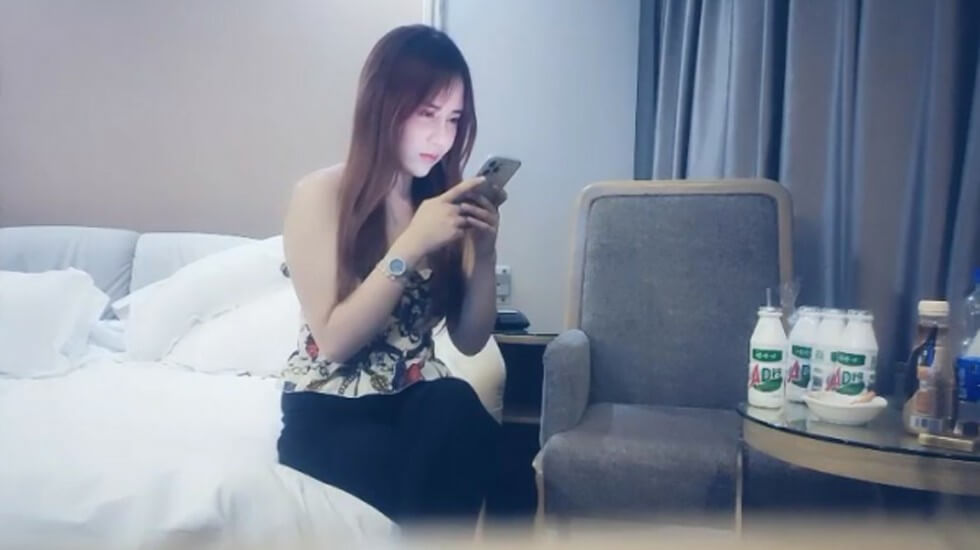 全黄H女侠人妻