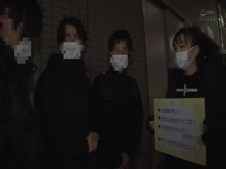 使劲蹂躏白嫩尤物麻麻
