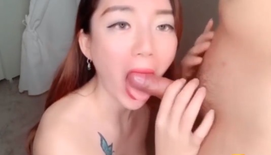 邻居家的天使大人不知不觉把我惯成废柴