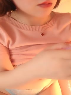 美女被揉胸动态图
