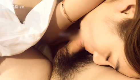 女尊他握着自渎h粗喘