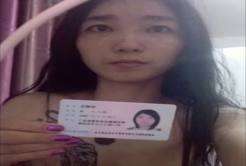 公交车上荫蒂添的好舒服口述小说