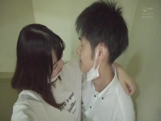 美女被狂揉大胸视频