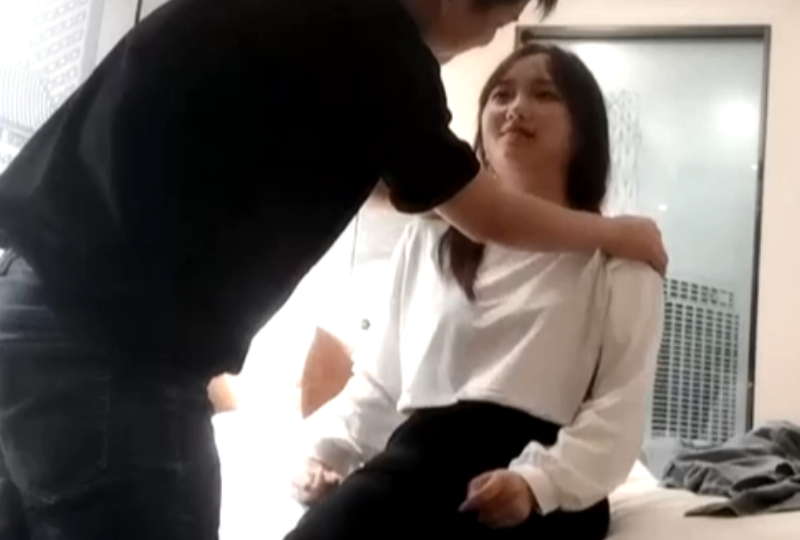 艳母4