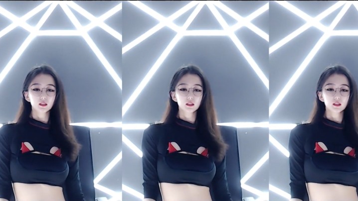 妓女的AV+3p