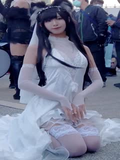美女扒开尿口给别人舔