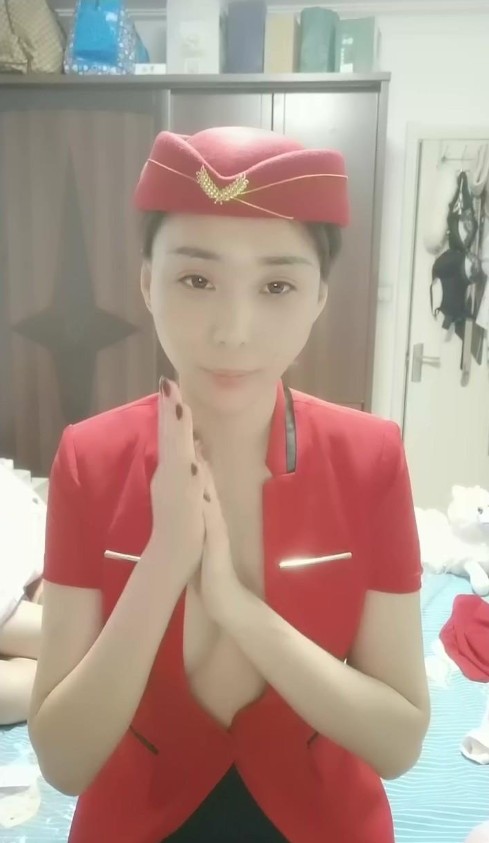 三级全黄色