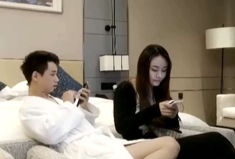 女人和拘做受大片免费看