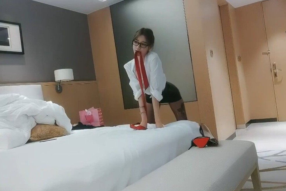 h动漫裸体视频免费无码在线看