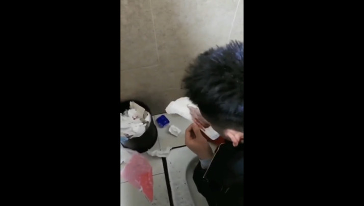 嗯宝贝低头看着我爱你