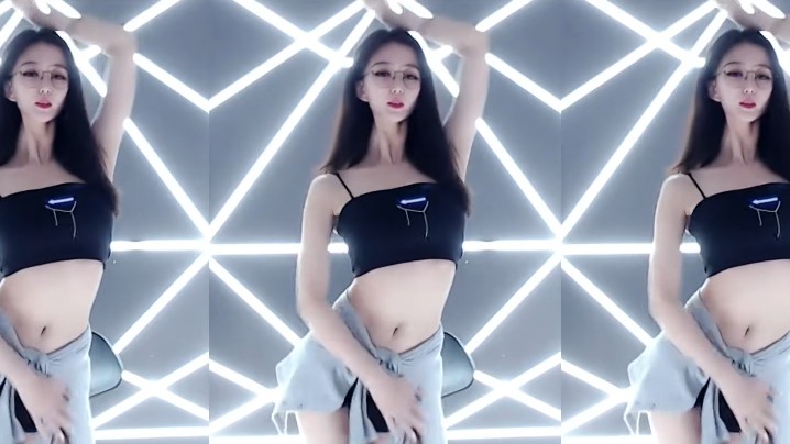 三级黄色绿像