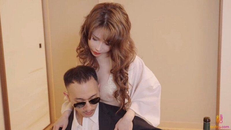 黄+色+成+人+视+频免费
