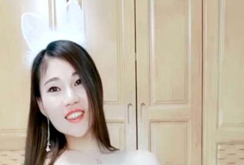 和三个男人4p是爽爆了