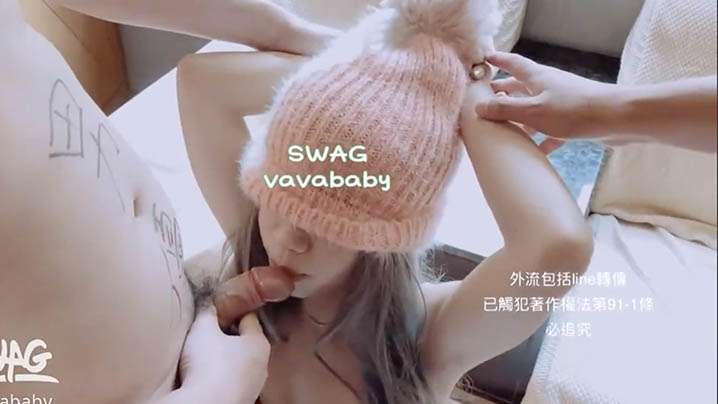 上床脱衣亲吻