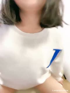 美女被艹出水