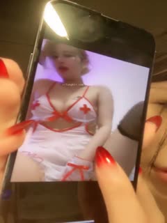 美女免费看片